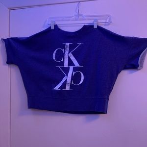 Womens vintage Calvin Klein short sleeve crop top sweatshirt. Size Small